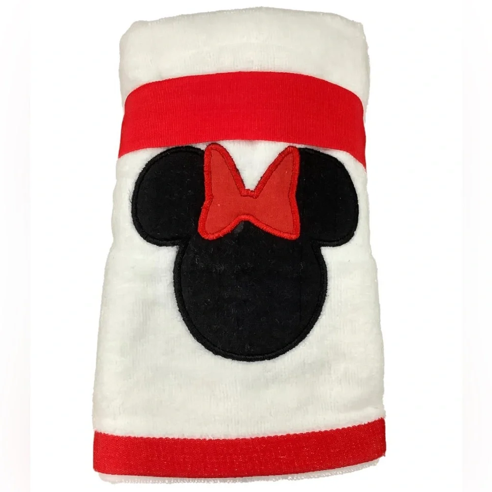 NWOT Disney Minnie Mouse Hand Towels, 2-Pack, 16 x 28 Inches (White - Minnie)